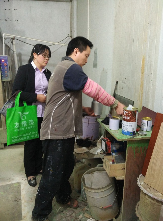 友情漆李總經理走訪中山家具廠