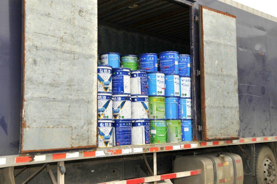 參觀廠區(qū)，增強(qiáng)合作信心