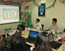 友情漆加強培訓服務,提升加盟商經營能力 友情漆加強培訓服務,提升加盟商經營能力